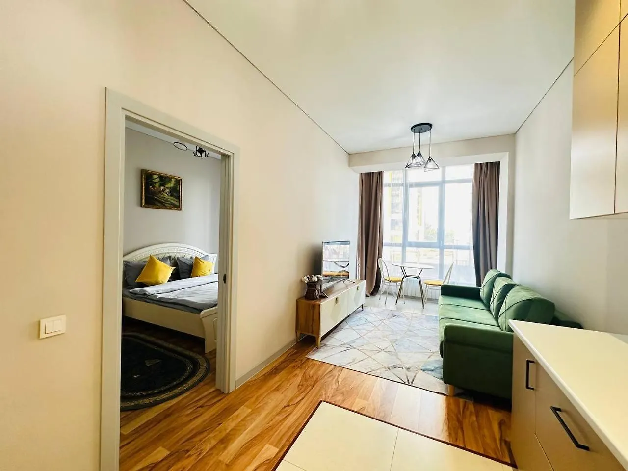 4Seasons Near Mega Center Apartment Almaty